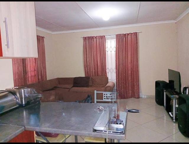 3 BEDROOM HOUSE FOR SALE IN VANDERBIJLPARK CE 4